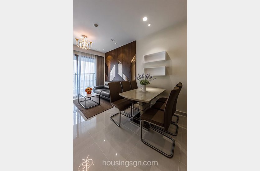 040290 | 2-BEDROOM CITY VIEW APARTMENT FOR RENT IN SAIGON ROYAL, DISTRICT 4