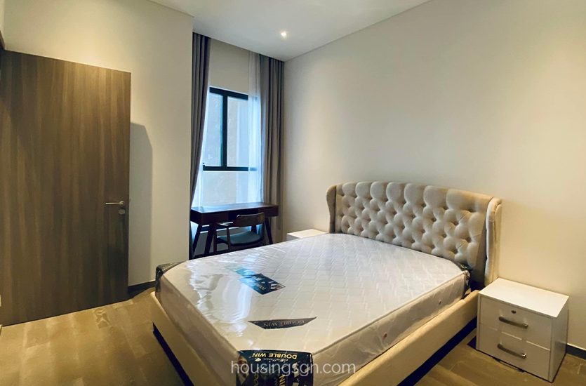 0102152 | 2-BEDROOM CITY VIEW APARTMENT FOR RENT IN THE MARQ, DISTRICT 1