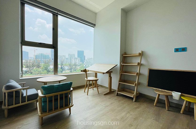 070349 | 3-BEDROOM LUXURY APARTMENT IN MIDTOWN M8 PHU MY HUNG, DISTRICT 7
