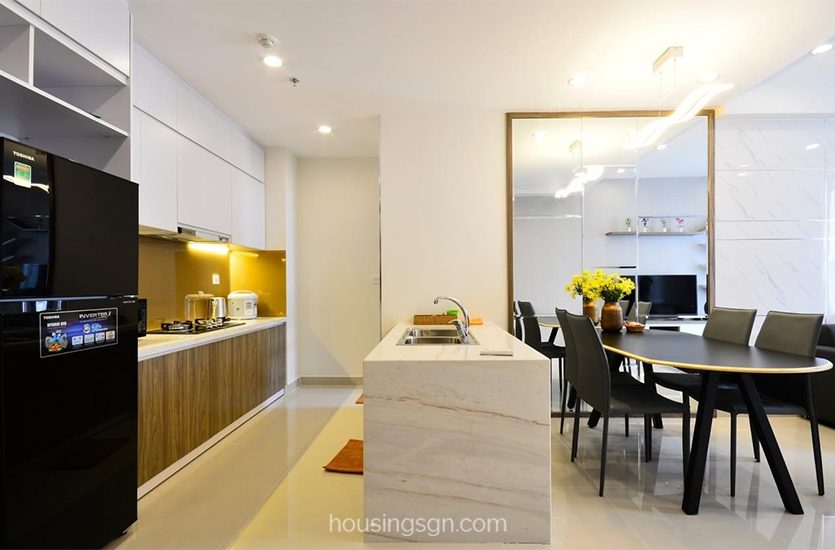 0402107 | COZY 75SQM 2-BEDROOM APARTMENT FOR RENT IN RIVER GATE, DISTRICT 4