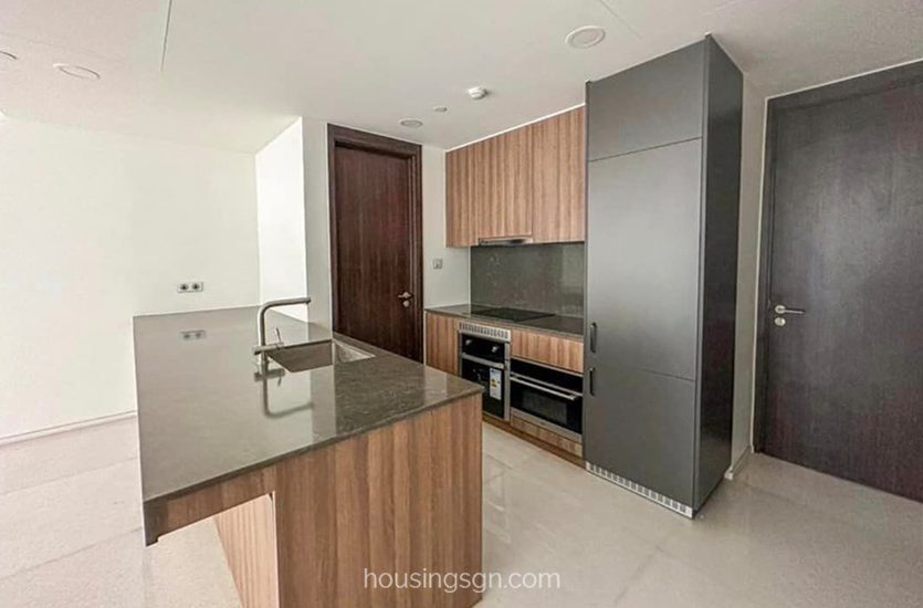 030314 | SPACIOUS 189SQM 3BR APARTMENT FOR RENT IN THE HEART OF DISTRICT 3 - SERENITY SKY VILLAS