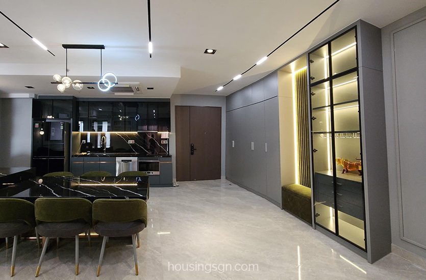 070359 | LUXURY 130SQM 3-BEDROOM APARTMENT FOR RENT IN MIDTOWN PHU MY HUNG, DISTRICT 7