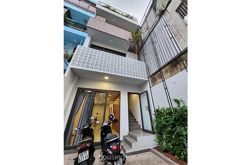 PN0015 | ROOF TOP STUDIO SERVICED APARTMENT FOR RENT IN THE HEART OF PHU NHUAN DISTRICT