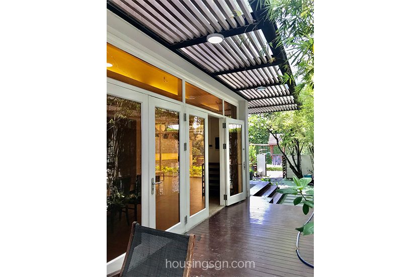TD0446 | 250SQM WITH 4BR LUXURY VILLA FOR RENT IN THAO DIEN WARD, THU DUC CITY