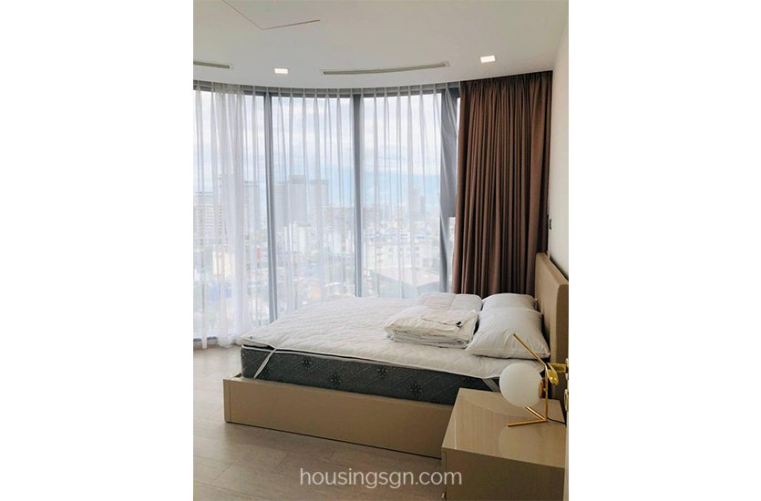 0102173 | HIGH-CLASS 80SQM 2BR APARTMENT FOR RENT IN VINHOMES GOLDEN RIVER, DISTRICT 1