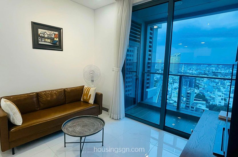 TD01117 | SPACIOUS AND LUXURIOUS 55SQP 1BR APARTMENT FOR RENT IN SUNWAH PEARL, BINH THANH