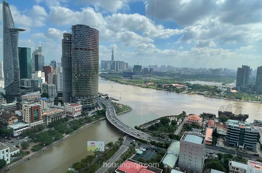 040336 | HIGH-CLASS 3BR APARTMENT WITH WONDERFUL RIVER VIEW IN SAIGON ROYAL, DISTRICT 4 CENTER