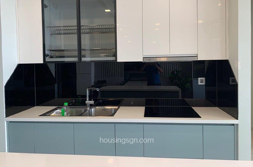 010363 | SPACIOUS 110SQM 3BR APARTMENT FOR RENT IN VINHOMES GOLDEN RIVER, DISTRICT 1