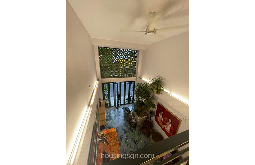 010366 | COZY 100SQM HOUSE FOR RENT ON NGUYEN PHI KHANH ST, DISTRICT 1