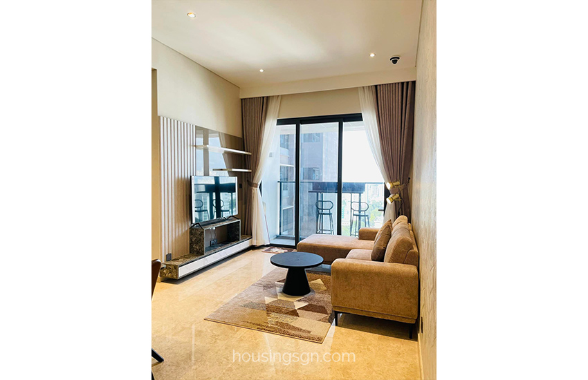 0102197 | 75SQM 2BR LUXURY APARTMENT FOR RENT IN THE MARQ, DISTRICT 1
