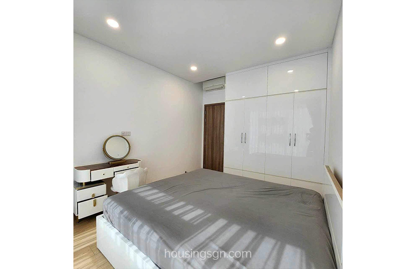 BT01130 | LUXURY 55SQM 1BR APARTMENT FOR RENT IN SUNWAH PEARL, BINH THANH