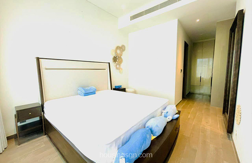 010369 | LUXURY 3BR APARTMENT FOR RENT IN THE MARQ, DISTRICT 1