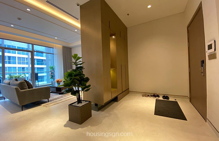 BT0390 | HIGH-END 3BR PENTHOUSE FOR RENT IN VINHOMES CENTRAL PARK, BINH THANH DISTRICT