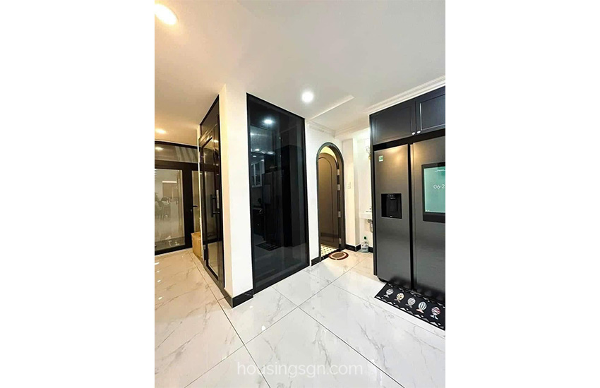 PN0312 | LUXURY HOUSE FOR RENT ON NGUYEN CONG HOAN ST, PHU NHUAN DISTRICT