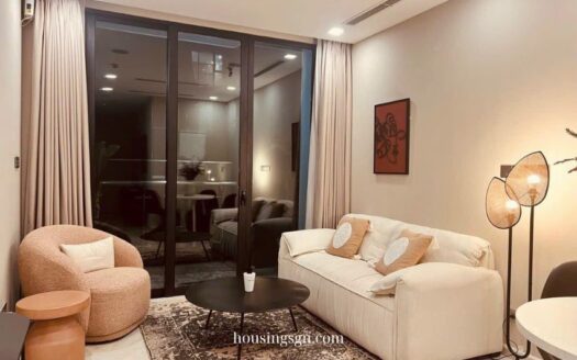 0102212 | BITEXCO-RIVER VIEW 2BR APARTMENT FOR RENT IN VINHOMES BASON, DISTRICT 1