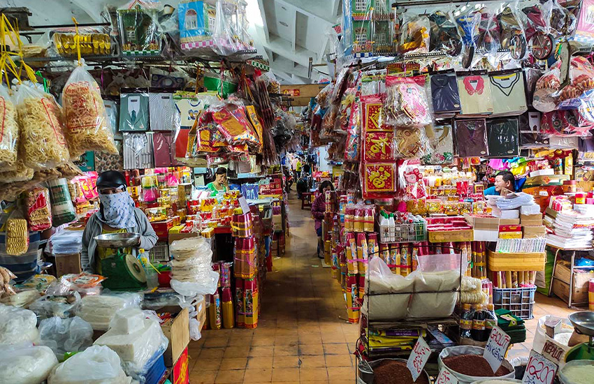 Top 5 of the best tips for haggling at the Saigon local market