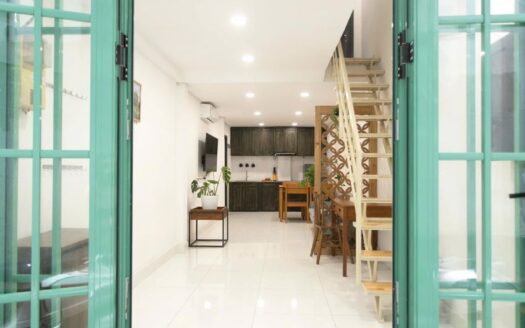 030258 | 2BR HOUSE FOR RENT IN NAM KY KHOI NGHIA STREET, DISTRICT 3