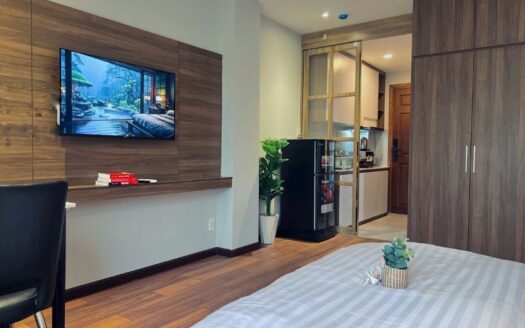 COL0001 | SPACIOUS STUDIO FOR RENT IN CAU ONG LANH WARD, DISTRICT 1
