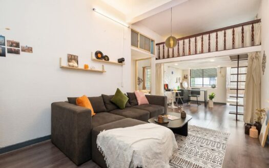 COL0102 | RETRO 1BR SERVICED APARTMENT FOR RENT IN CAU ONG LANH WARD, DISTRICT 1